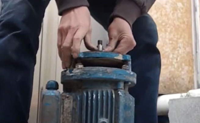 管道循環泵密封圈更換圖